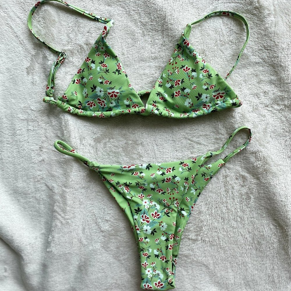 Ditsy Floral Print Bikini
